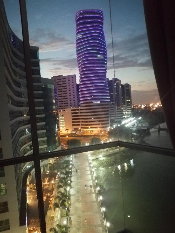 Puerto Santa Ana Suites Guayaquil Exterior foto