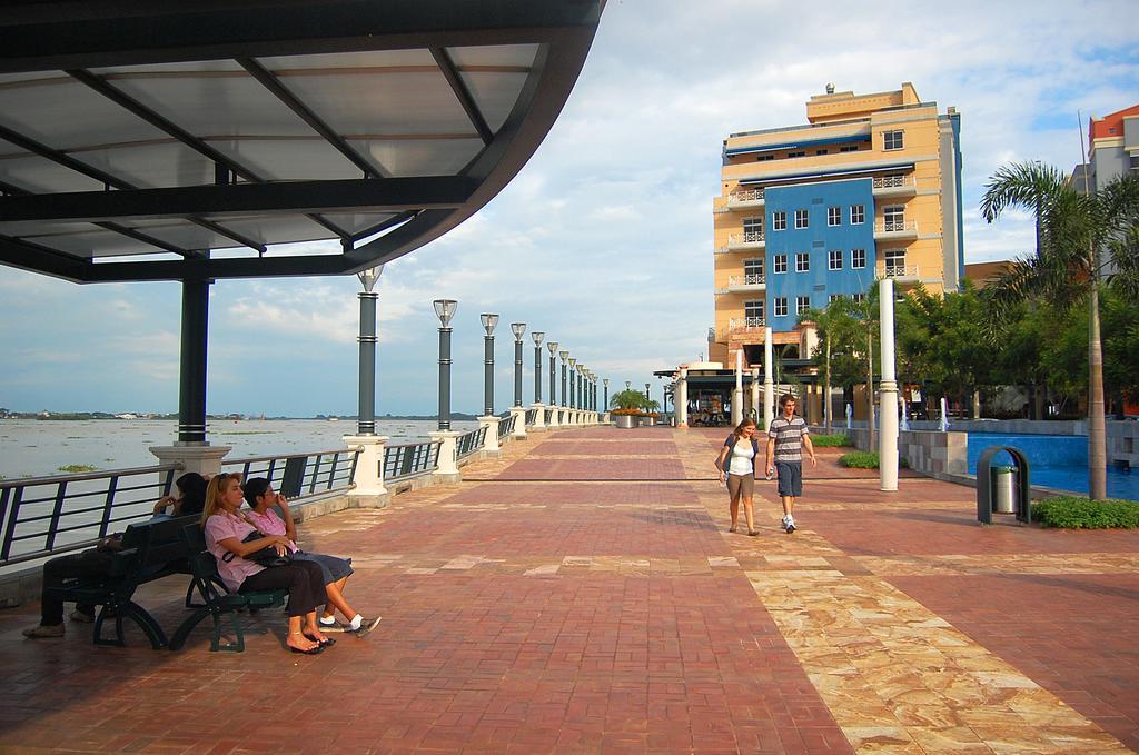 Puerto Santa Ana Suites Guayaquil Exterior foto